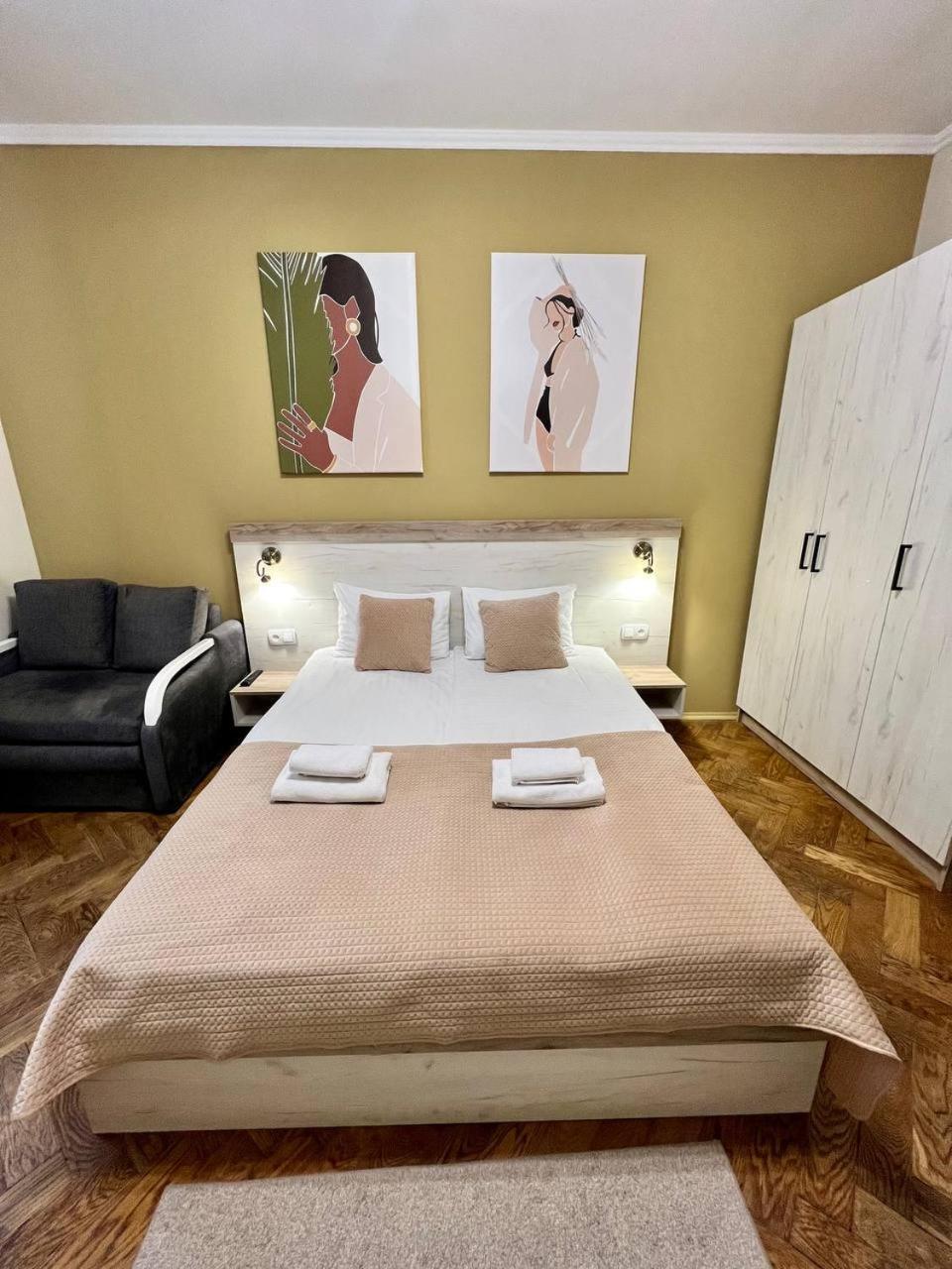 Demar Apart Herzena 리비프 외부 사진